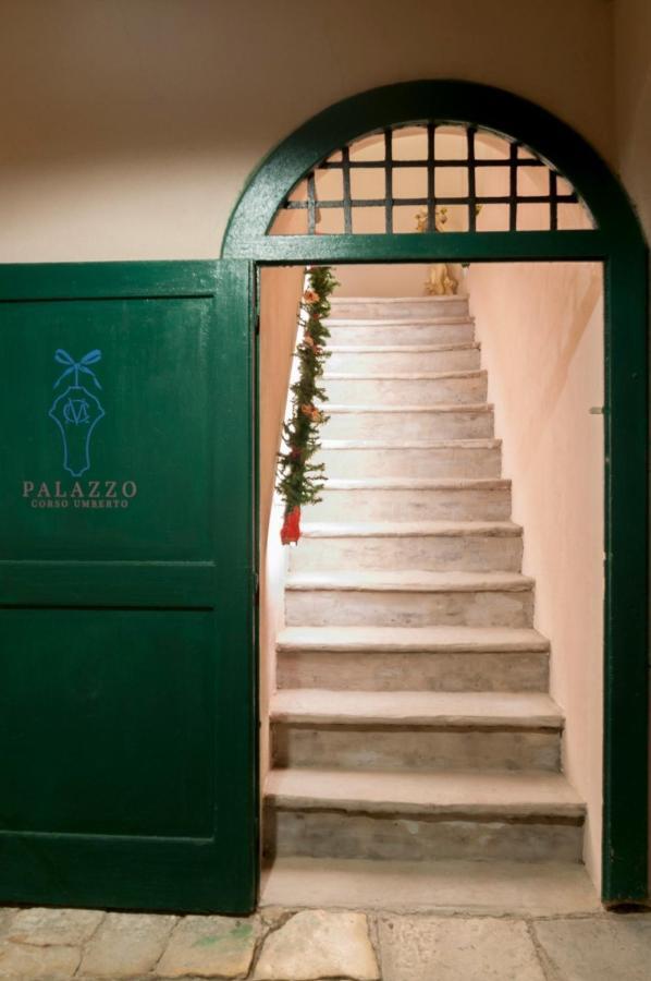 Boutique Palazzo Corso Umberto Couette-café 3*
